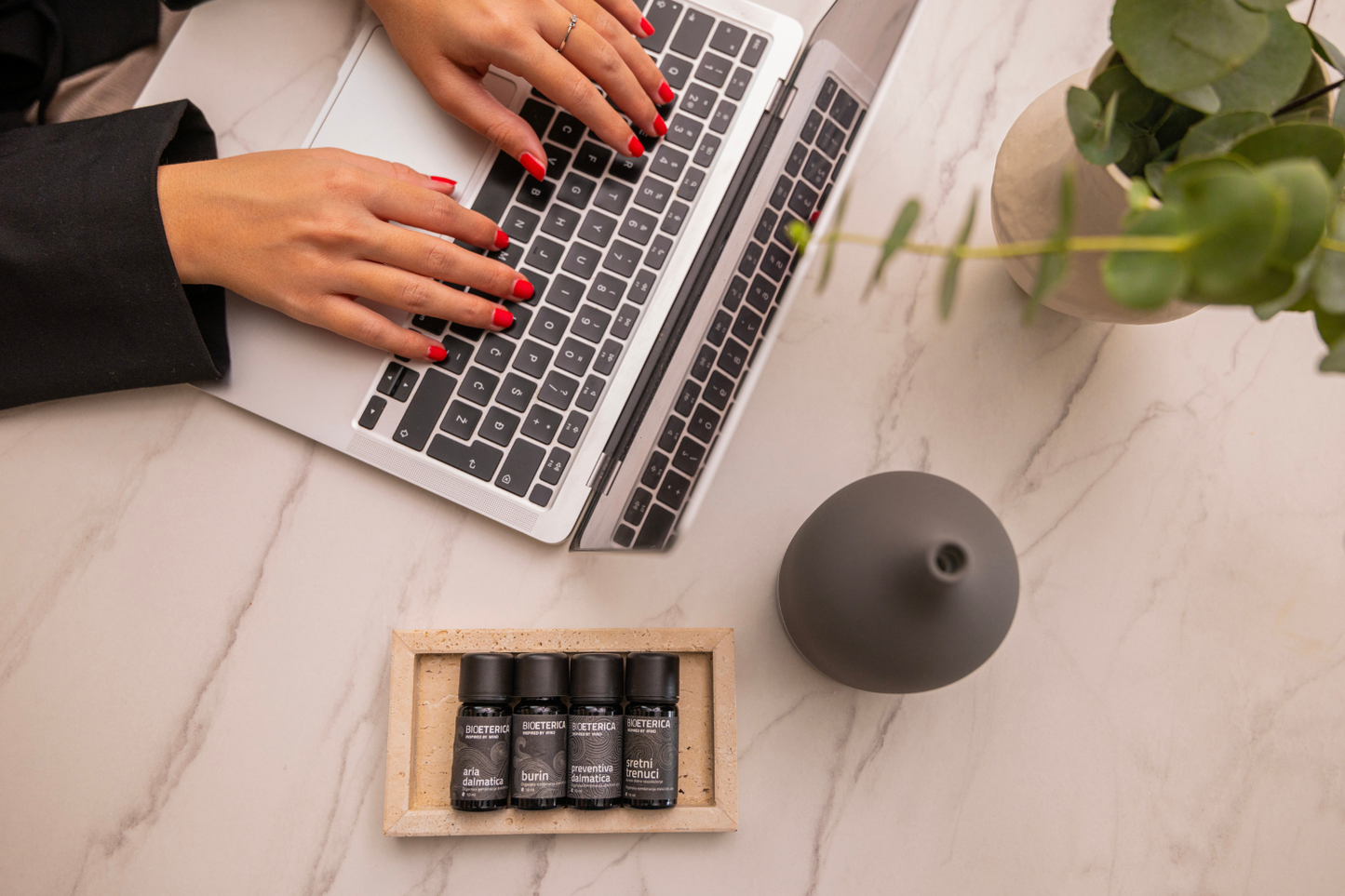 Back to office: Kako Vam aromaterapija može olakšati povratak u ured?